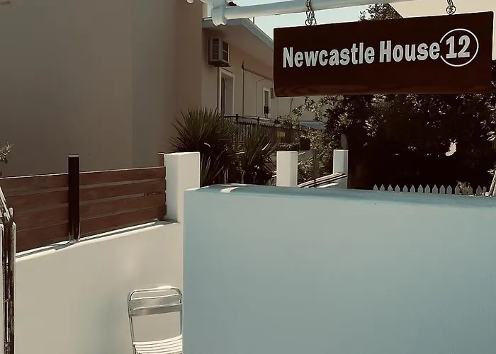 Newcastle House Διαμέρισμα Σκιάθος Πόλη